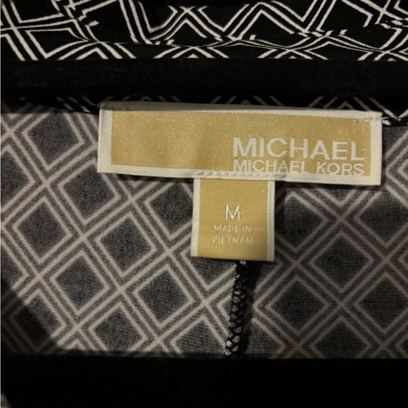 Michael Kors Black and White Geometric Long Sleeve Dress - Picture 4 of 4